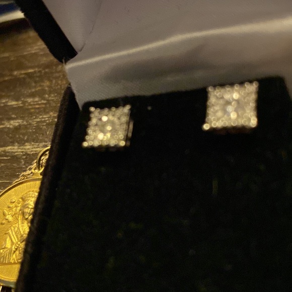 14kt. Gold Diamond Earrings Final Sale - Picture 9 of 17